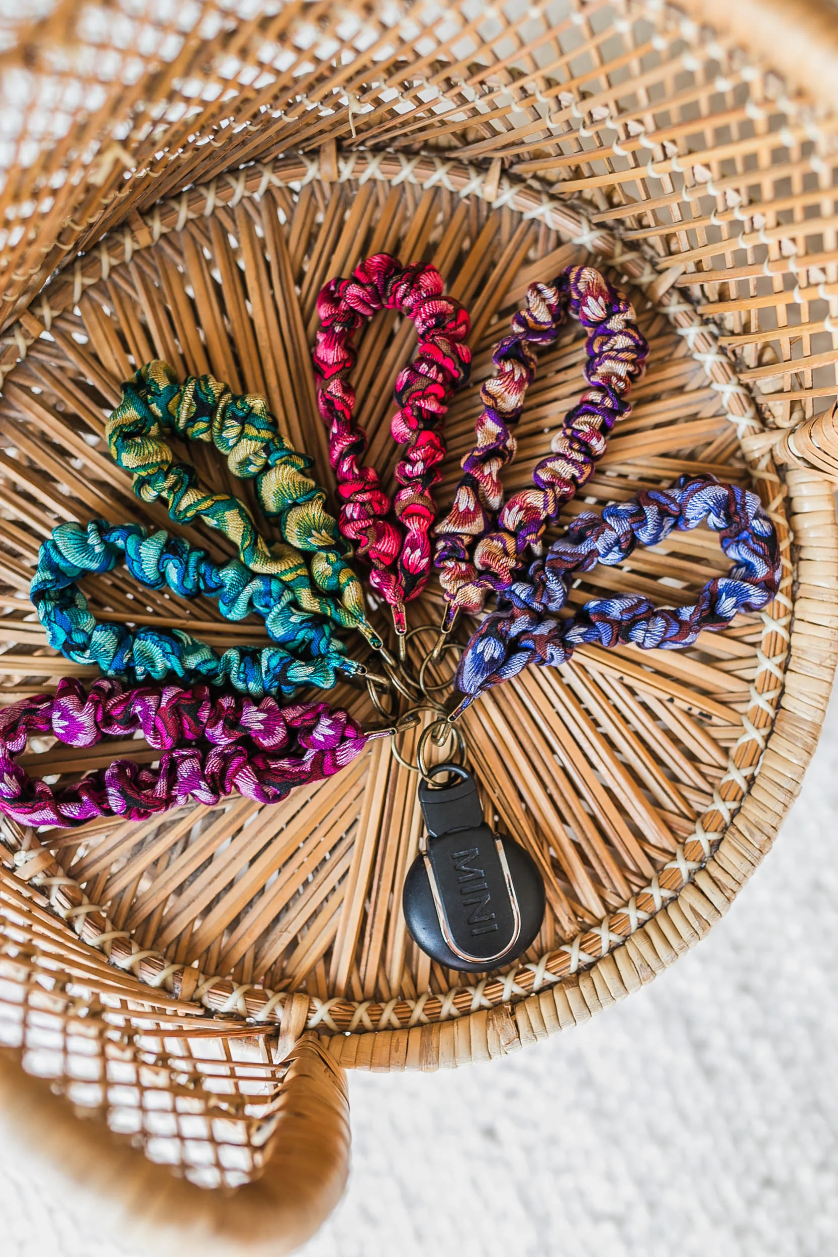Scrunchie sleutelhanger - Pauw Blauw - Image 4